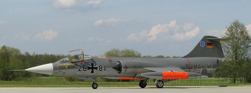 F-104G Revell 1-32.JPG